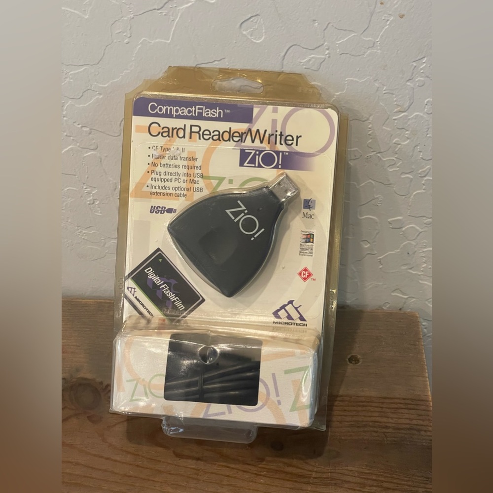 NEW Vintage ZIO! Compactflash Card Reader Writer Quickly Transfer Data Adapter